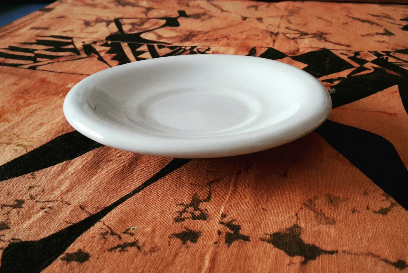 Plato de café recto